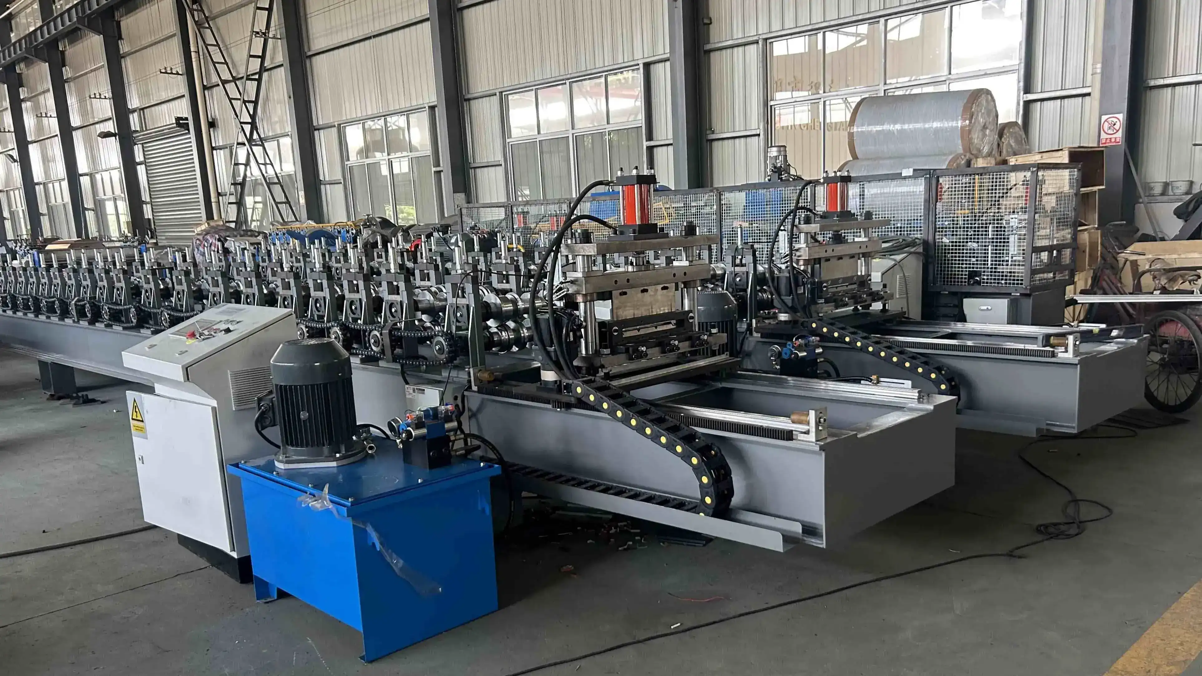 How Does a Soffit Roll Forming Machine Work? A Complete Guide for Beginners